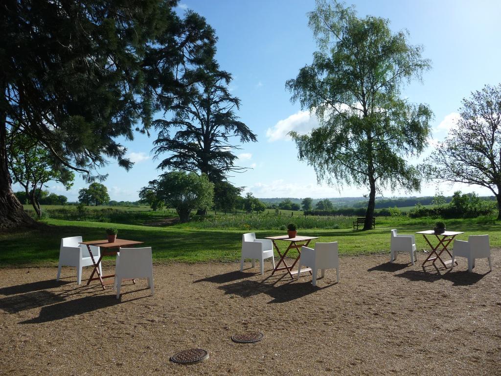 Bed and Breakfast Domaine De Savigny Saint-Saulge Exteriér fotografie